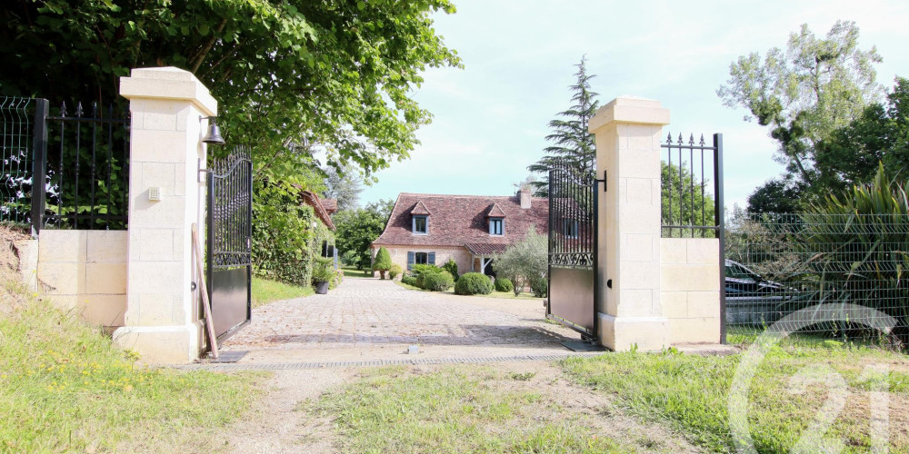 maison à PERIGUEUX (24000)