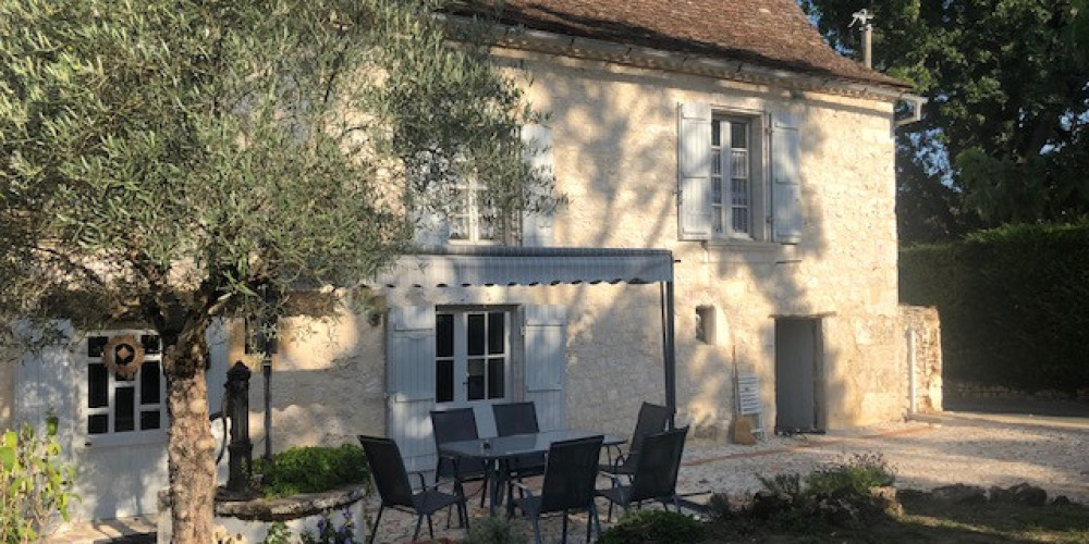 maison à ST AUBIN DE LANQUAIS (24560)