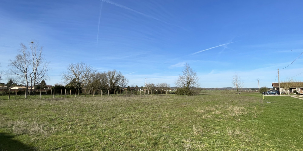 terrain à PRIGONRIEUX (24130)