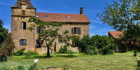 maison à ST GENIES (24590)